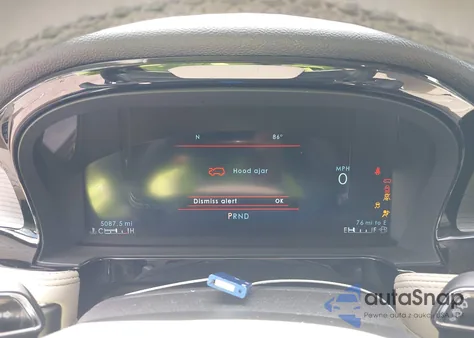 2025 Lincoln Corsair Premiere z USA, uszkodzony, nr VIN 5LMCJ1CA3SUL21104